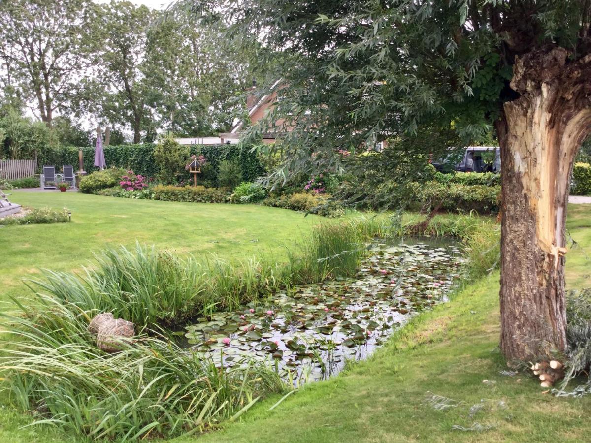 Gastenverblijf Villa Buitenplaats Wergea Contactloos Inchecken Naarderburen Extérieur photo